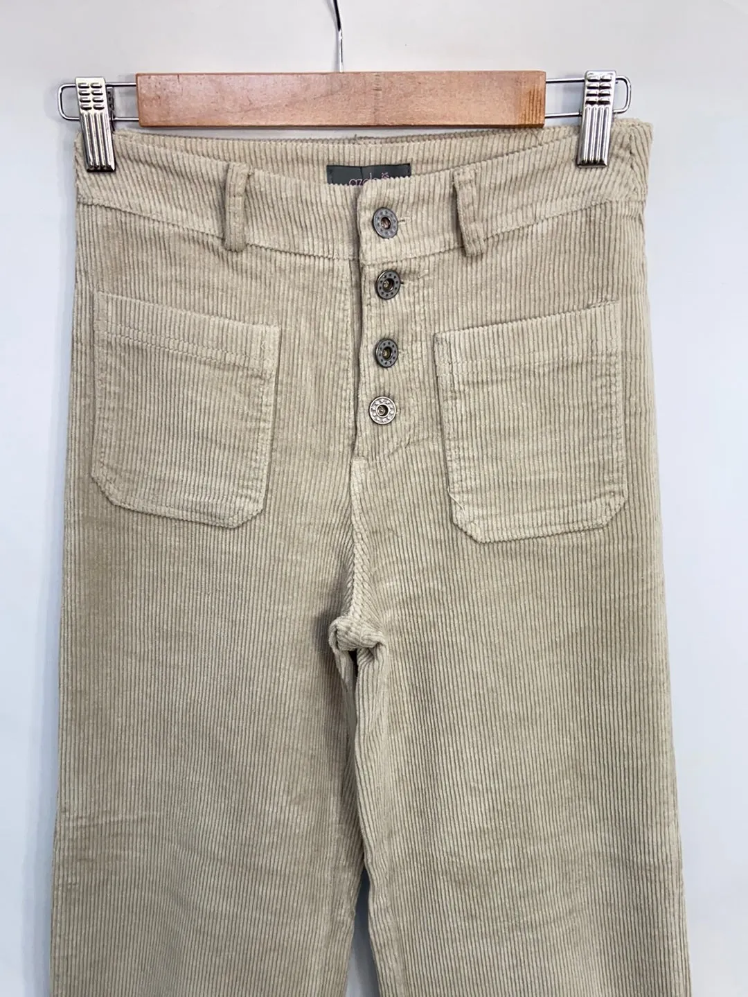 AZALEA.Pantalones pana beige culottes T.34