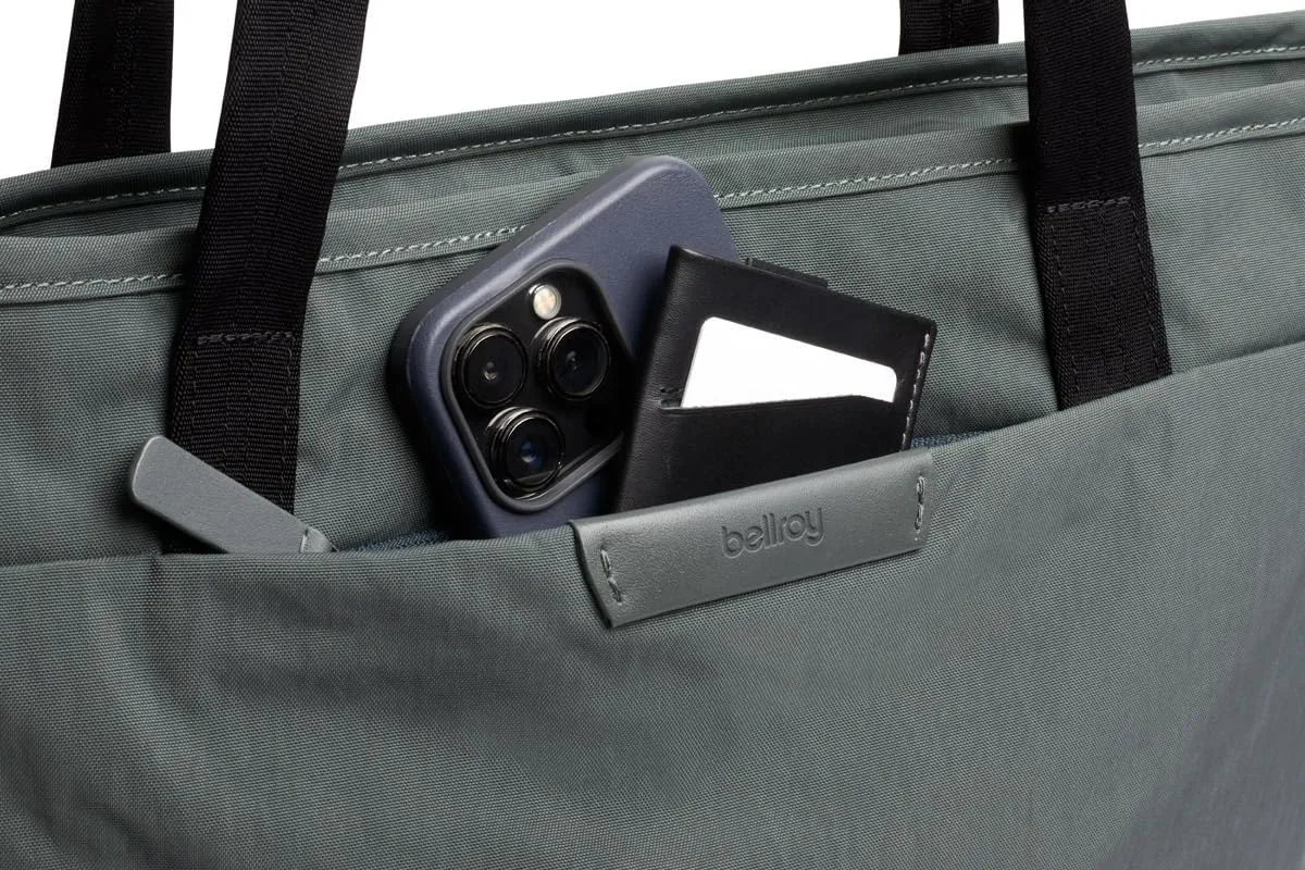 Bellroy Tokyo Tote - Second Edition (Laptop Tote Bag, Casual Shoulder Bag, 15L)