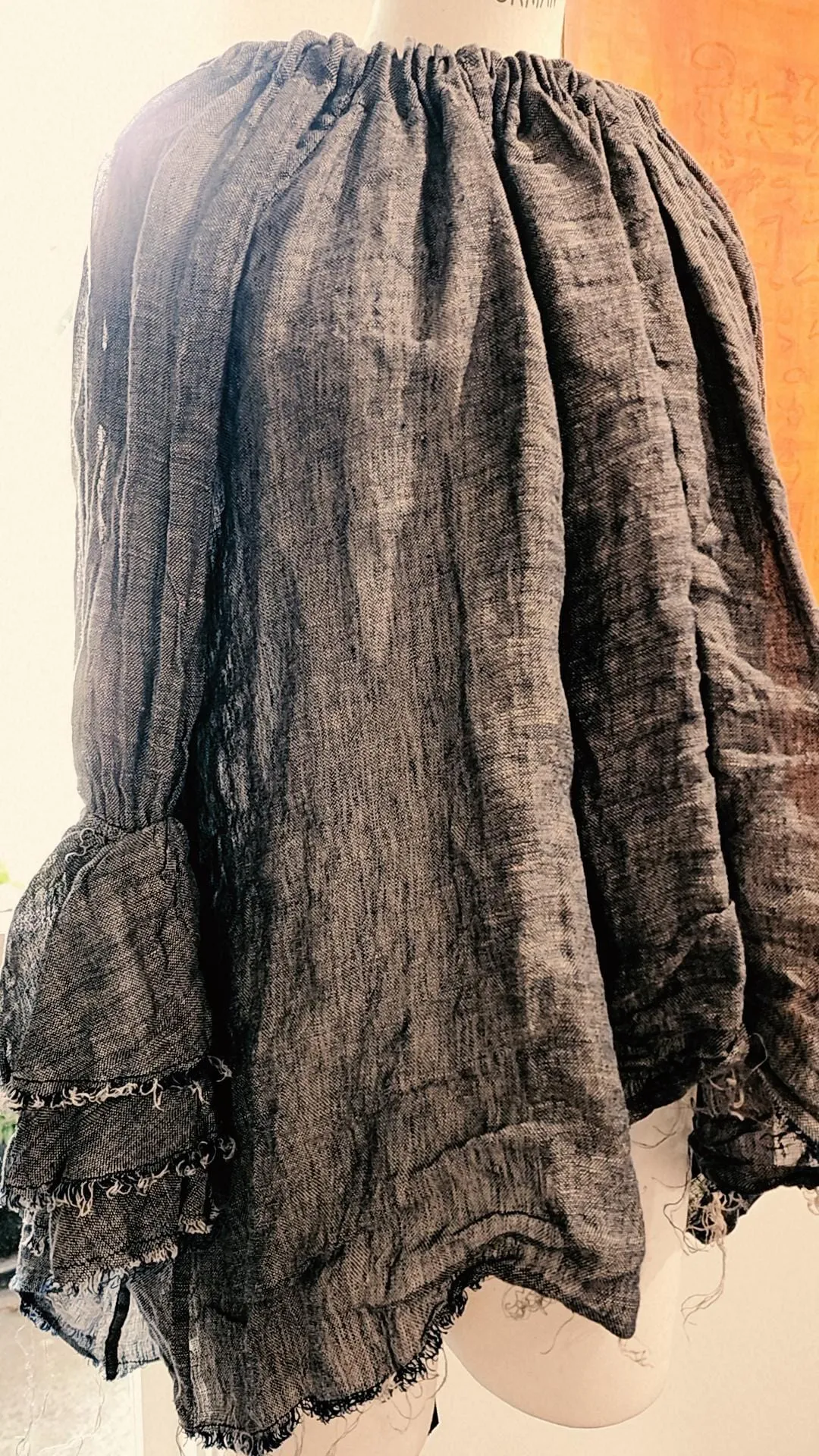 Button Back Blouse (Linen Gauze) - Denim blue