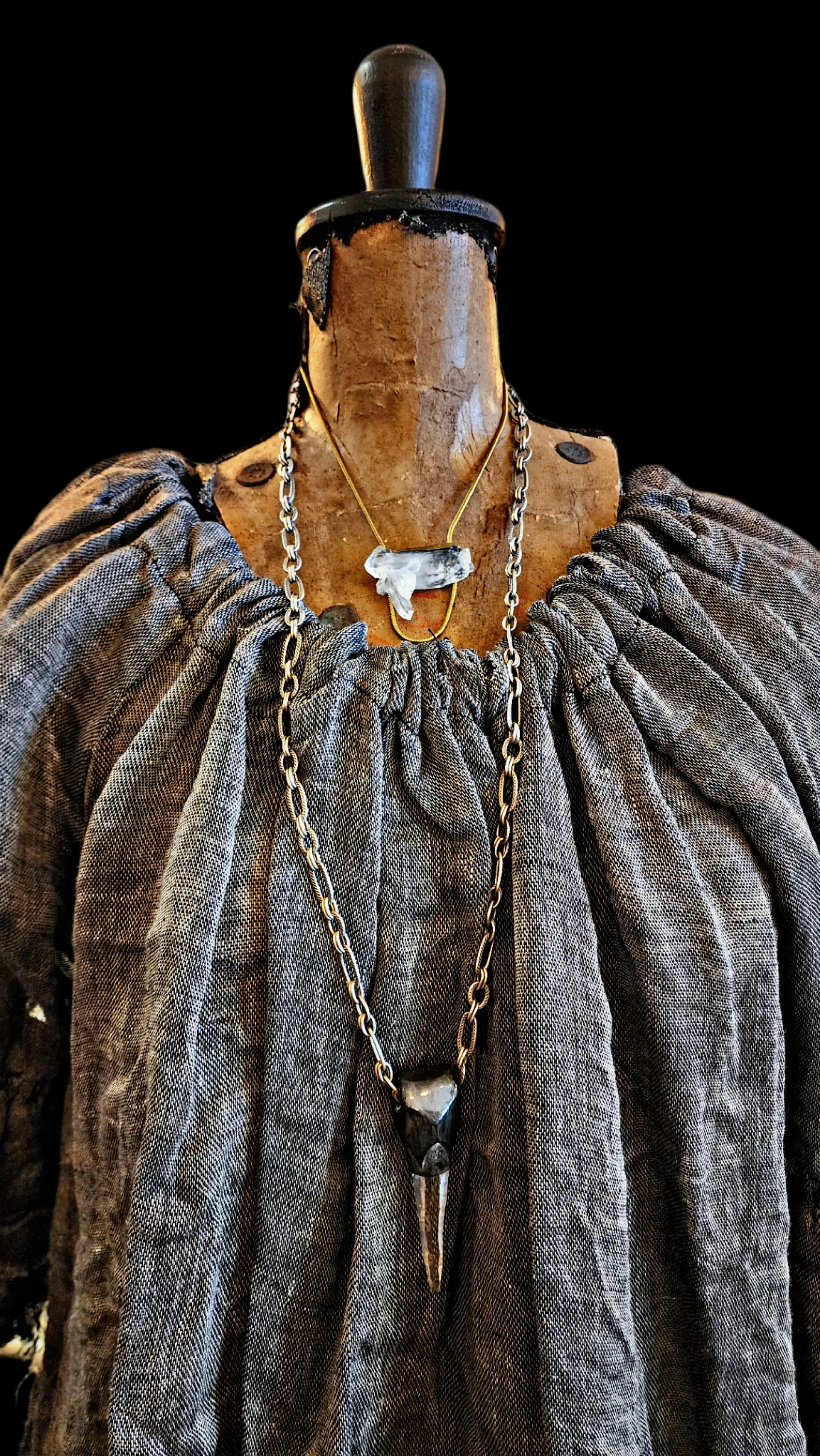 Button Back Blouse (Linen Gauze) - Grey