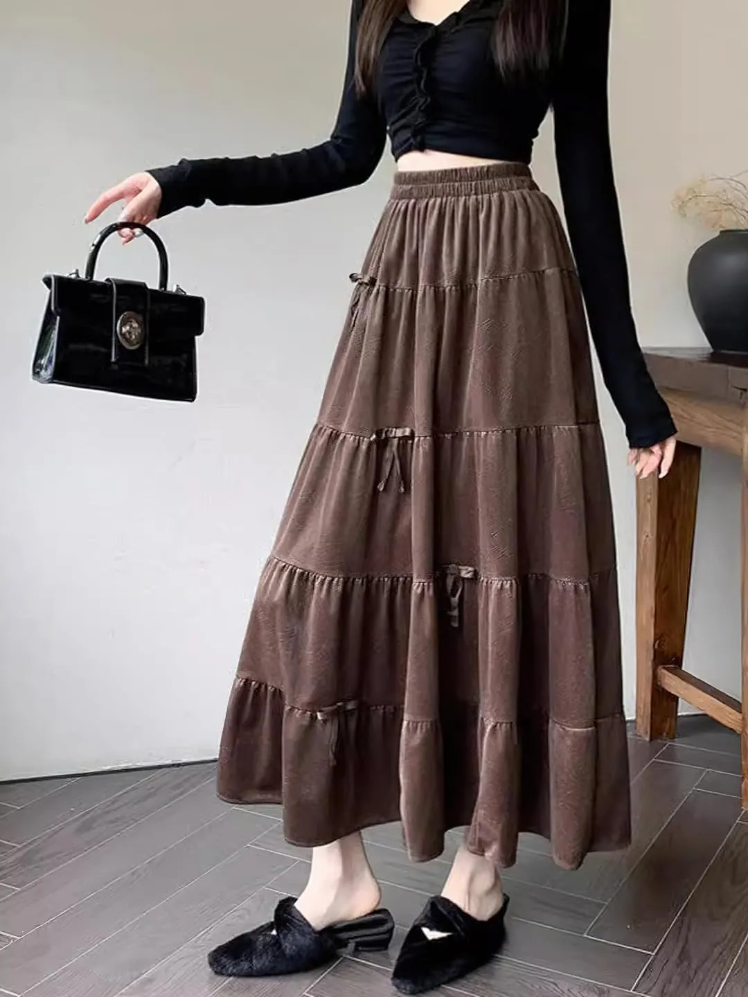 chouyatou Womens Elastic High Waist Velvet Skirt Cute Pleated A Line Flared Midi Tiered Skirt with Bowknot