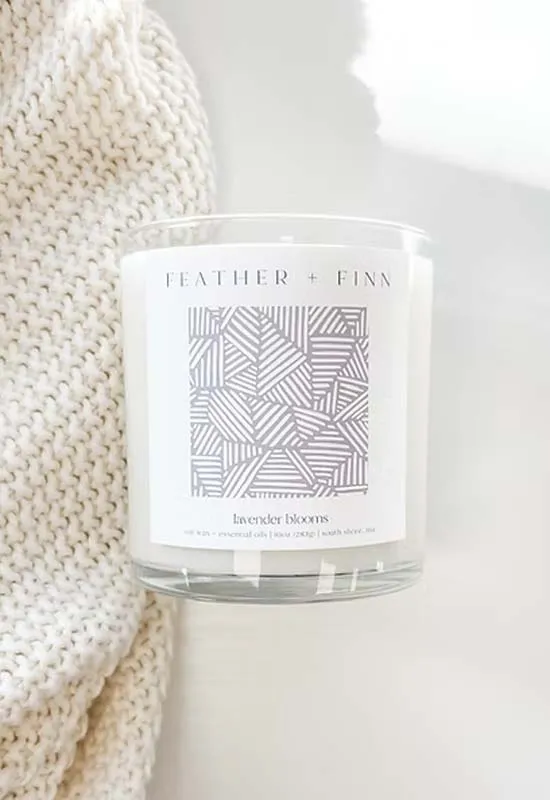 Feather & Finn - Lavender Blooms Candle