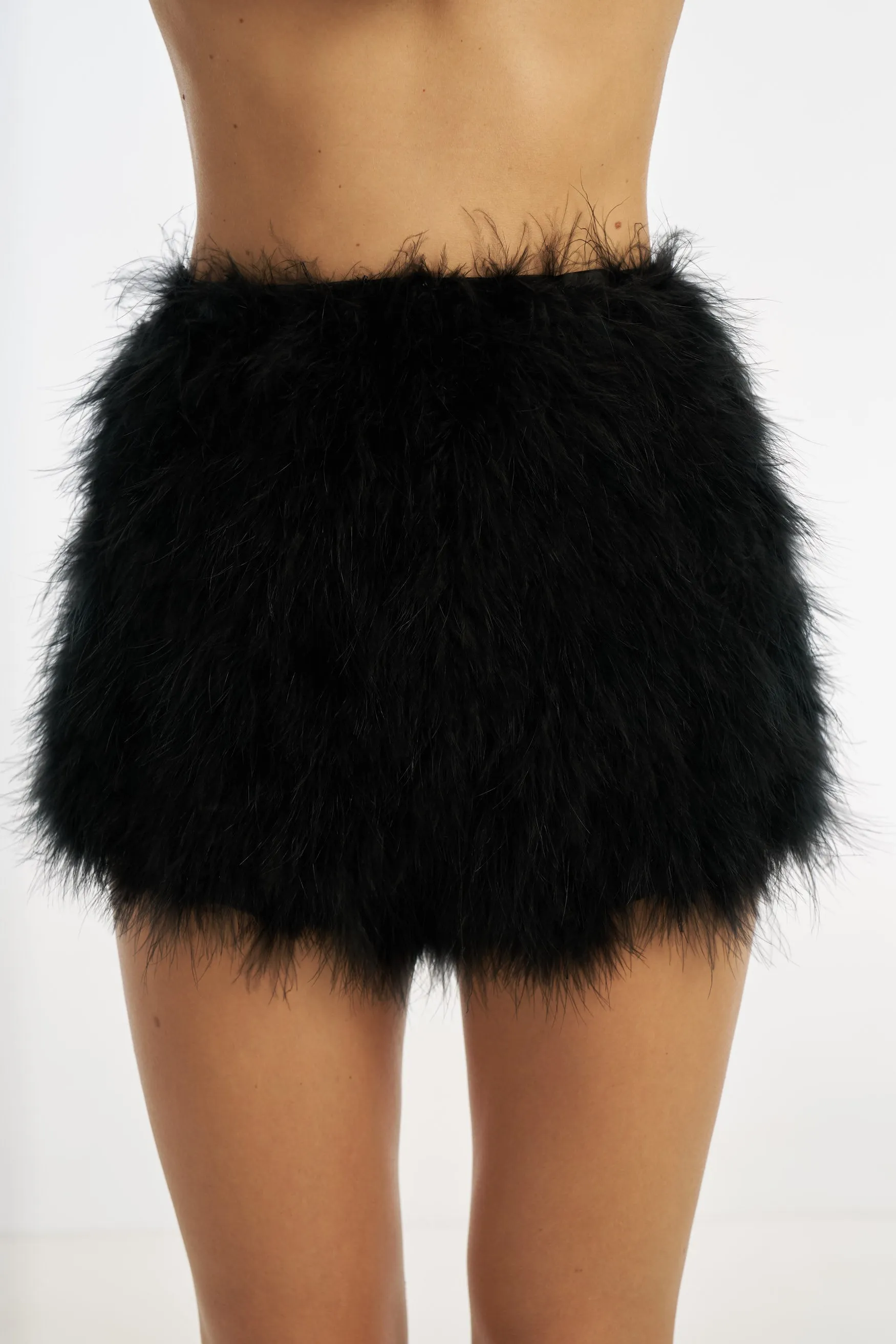 Feather Hot Short - Black