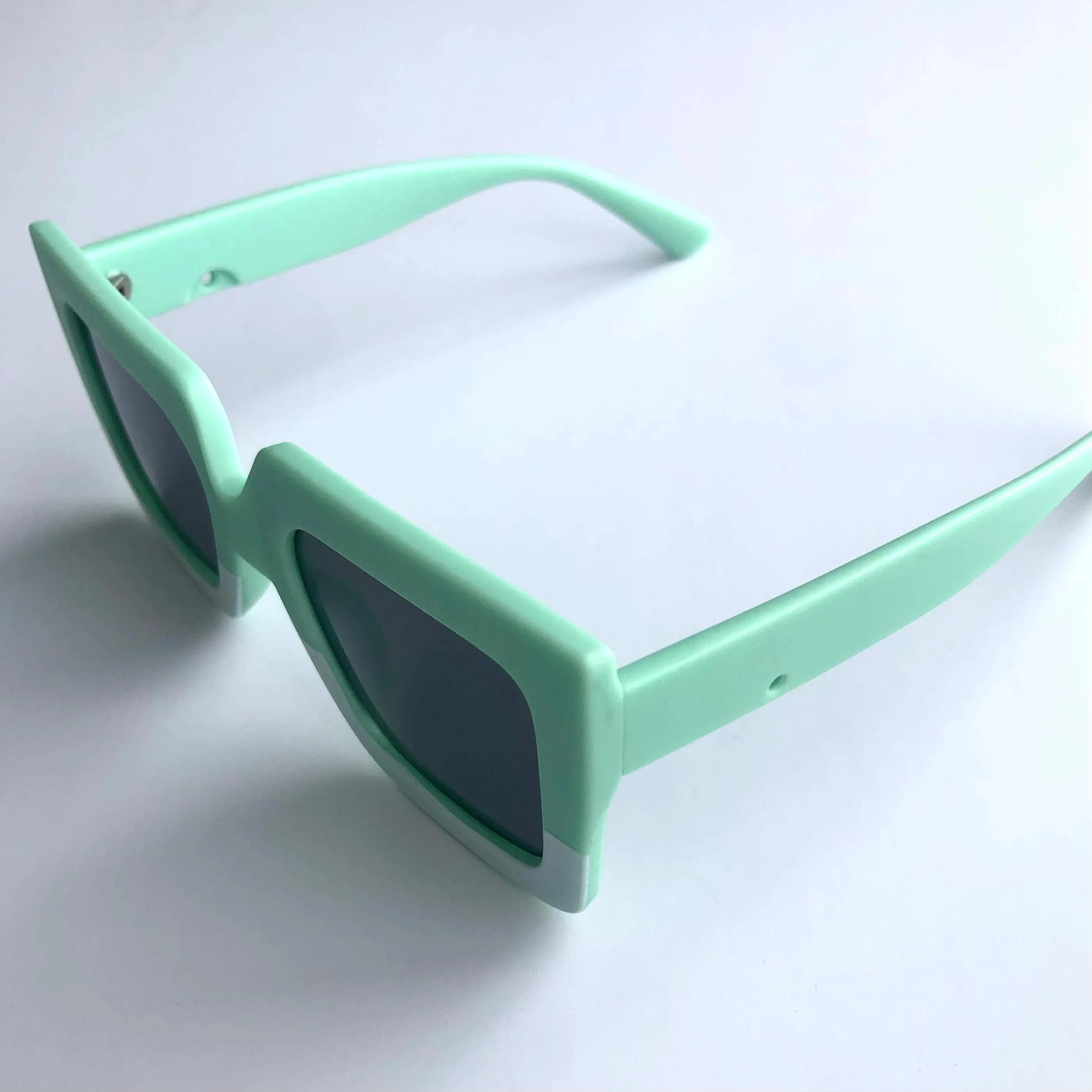 Kids Sunglasses Retro Square Two Tone: Pumpkin/white