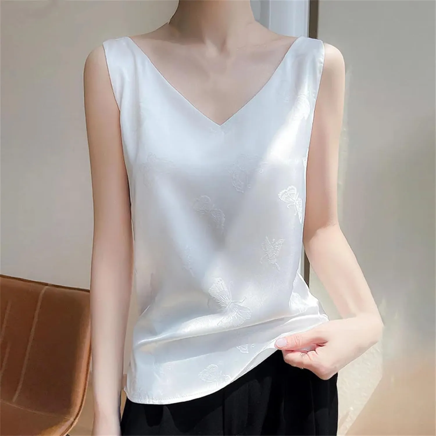Women's Summer V-Neck Camisole Sleeveless Thin Vest Satin Tops Inside Bottoming Shirt